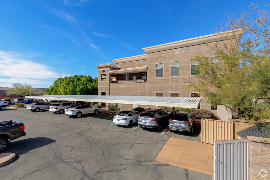 7730 E Greenway Rd, Scottsdale, AZ for rent - Building Photo - Image 3 of 6