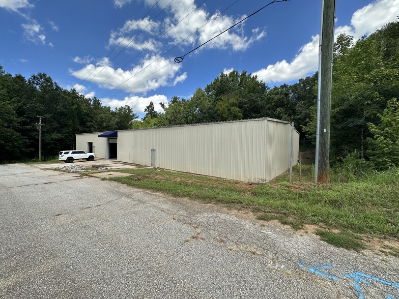 255 Henderson St, Gaffney, SC for sale - Building Photo - Image 2 of 10