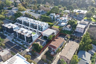 756 Hyperion Ave, Los Angeles, CA for sale Building Photo- Image 1 of 22