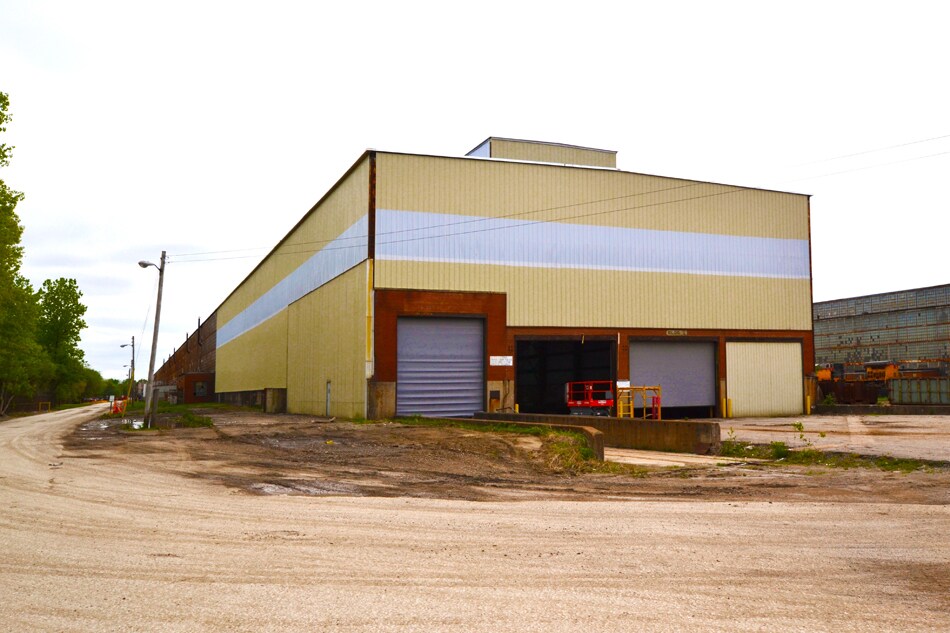 1001 College St, Madison, IL to rent Building Photo- Image 1 of 17