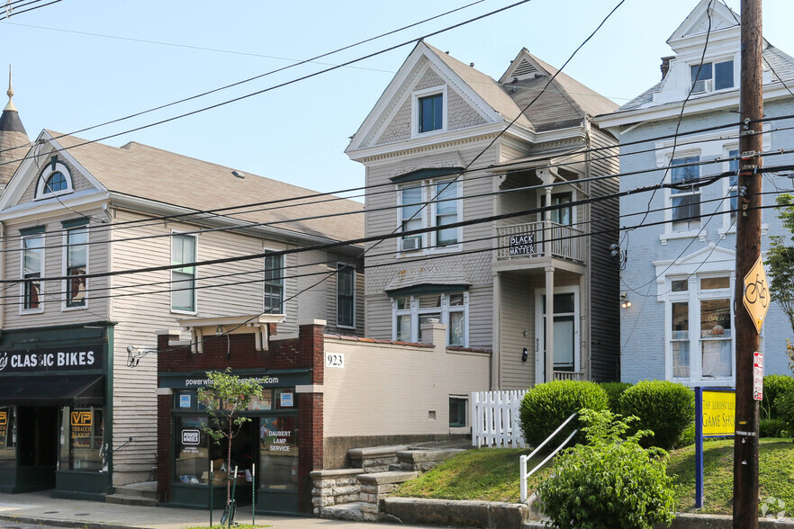 923 Baxter Ave, Louisville, KY for sale - Primary Photo - Image 1 of 1