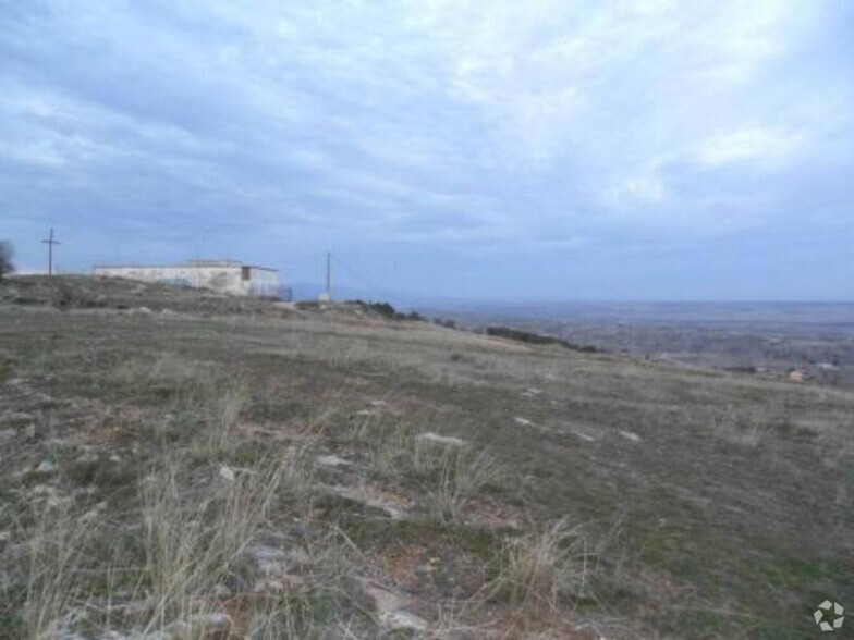 Land in El Molar, MAD for sale - Primary Photo - Image 1 of 4