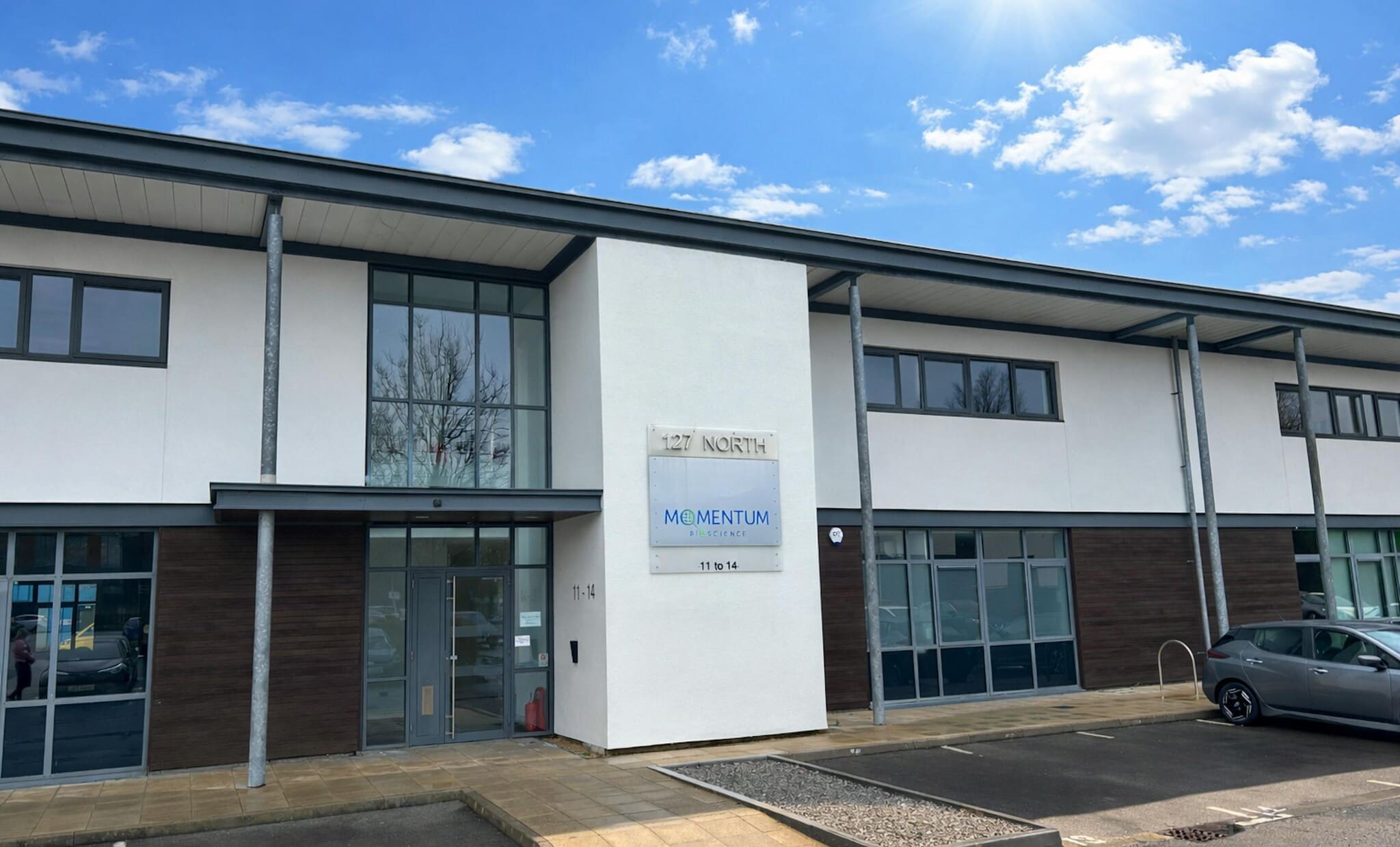 127 Olympic Ave, Milton to rent Building Photo- Image 1 of 3