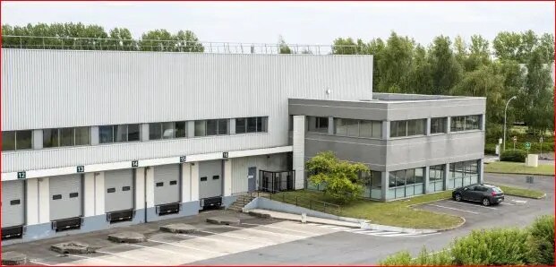 Industrial in Mitry-Mory to rent Primary Photo- Image 1 of 5