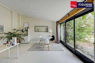 Office in Aix-en-Provence to rent Interior Photo- Image 1 of 11