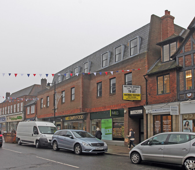 38-40 Sycamore Rd, Amersham for rent - Building Photo - Image 3 of 3