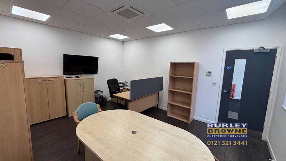 Station Rd, Lichfield for sale - Interior Photo - Image 3 of 12