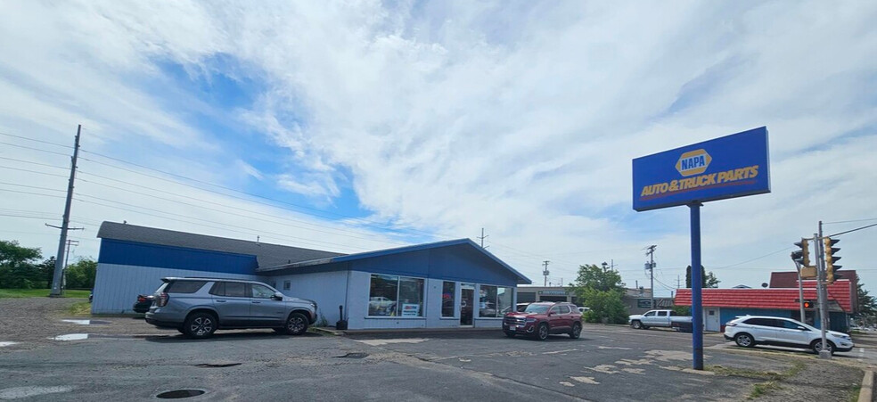 15779 Us Highway 63, Hayward, WI for sale - Building Photo - Image 2 of 8