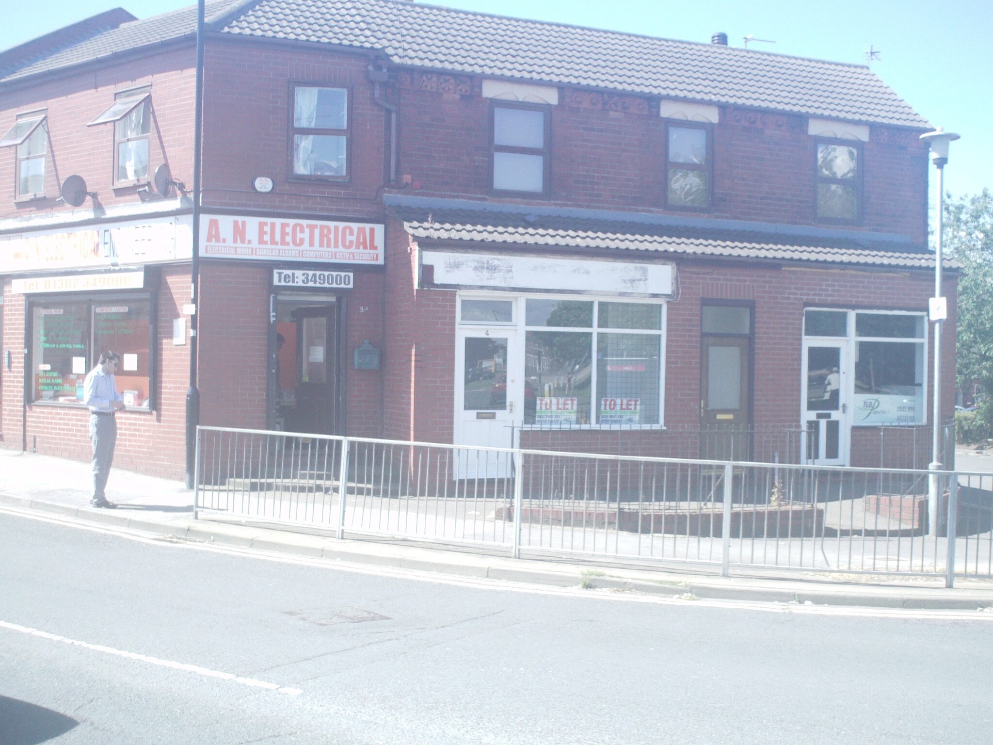 3a-5 Broxholme Ln, Doncaster for sale Primary Photo- Image 1 of 1