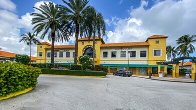 3565-3599 NE 207th St, Aventura, FL for rent Building Photo- Image 1 of 19