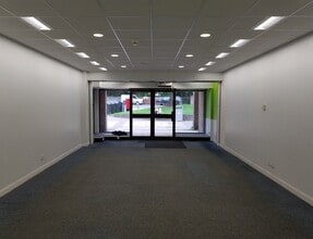 St. Marys Green, Whickham to rent Interior Photo- Image 2 of 2