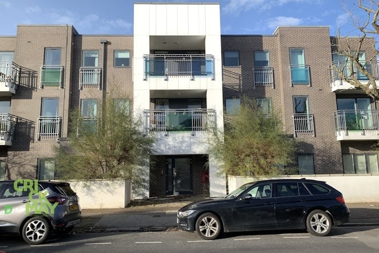 Roman Rd, Hove to rent - Building Photo - Image 1 of 3