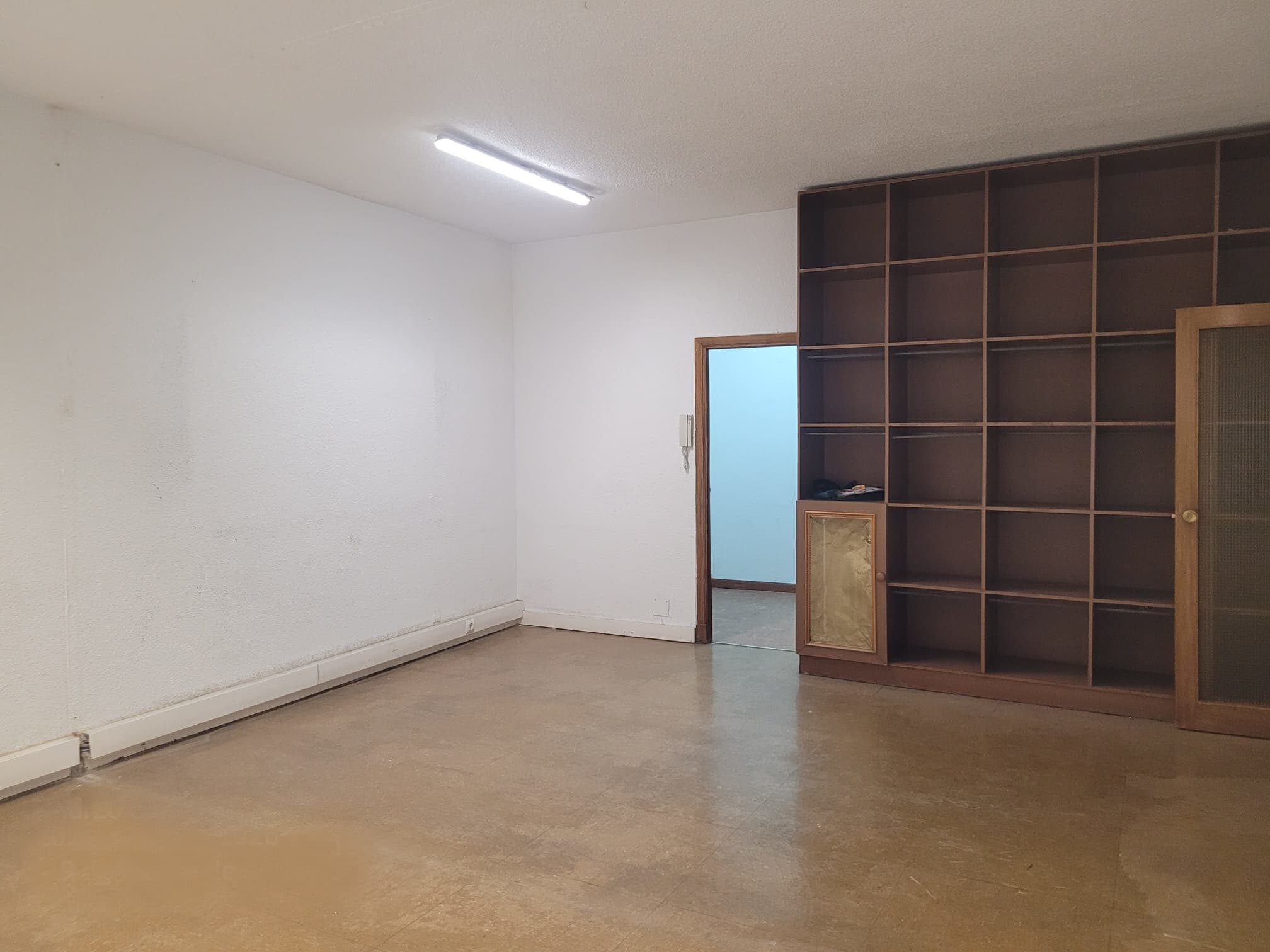 Office in Madrid, Madrid to rent Interior Photo- Image 1 of 10