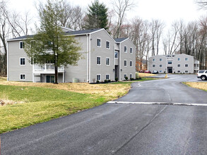 605 Hanna Ave, Loveland, OH for sale Primary Photo- Image 1 of 1