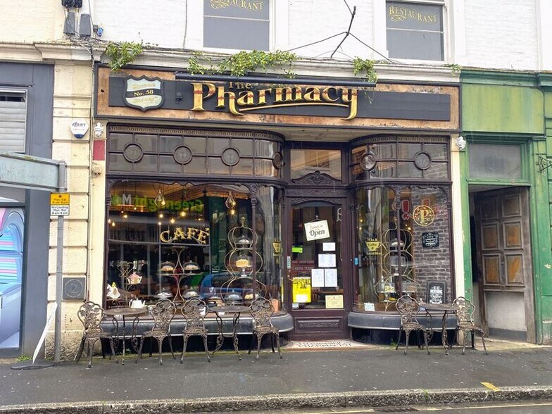 58 Queen St, Newton Abbot for sale - Primary Photo - Image 1 of 1