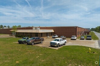 3810 Pleasant Valley Rd, Attalla, AL for rent Building Photo- Image 1 of 5