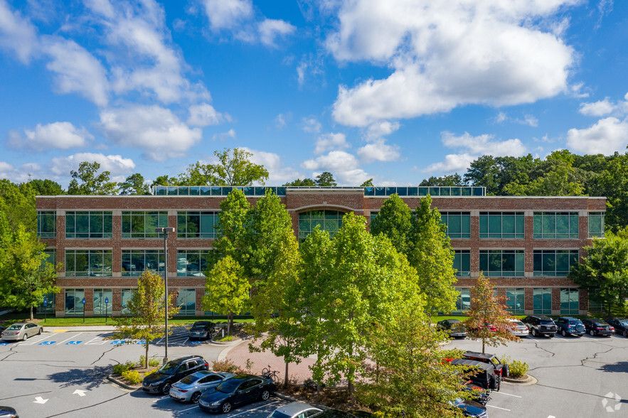 3715 Davinci Ct, Peachtree Corners, GA for rent - Building Photo - Image 3 of 10