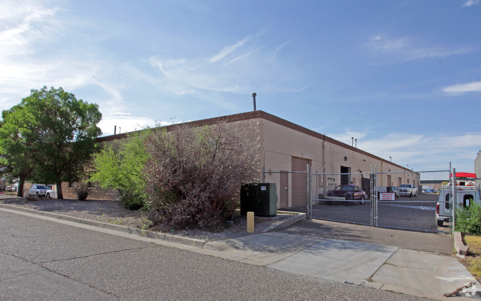 8301 Washington St NW, Albuquerque, NM for sale - Building Photo - Image 2 of 6