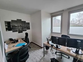 4 Rue Maryse Bastié, Igny to rent Interior Photo- Image 1 of 3