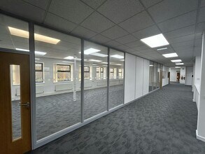 Kingsway, Gateshead to rent Interior Photo- Image 2 of 25