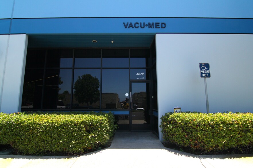 4125 Market St, Ventura, CA for rent - Building Photo - Image 2 of 31