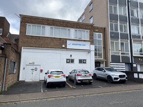 11 Waterloo Rd, Wolverhampton for rent Building Photo- Image 1 of 2