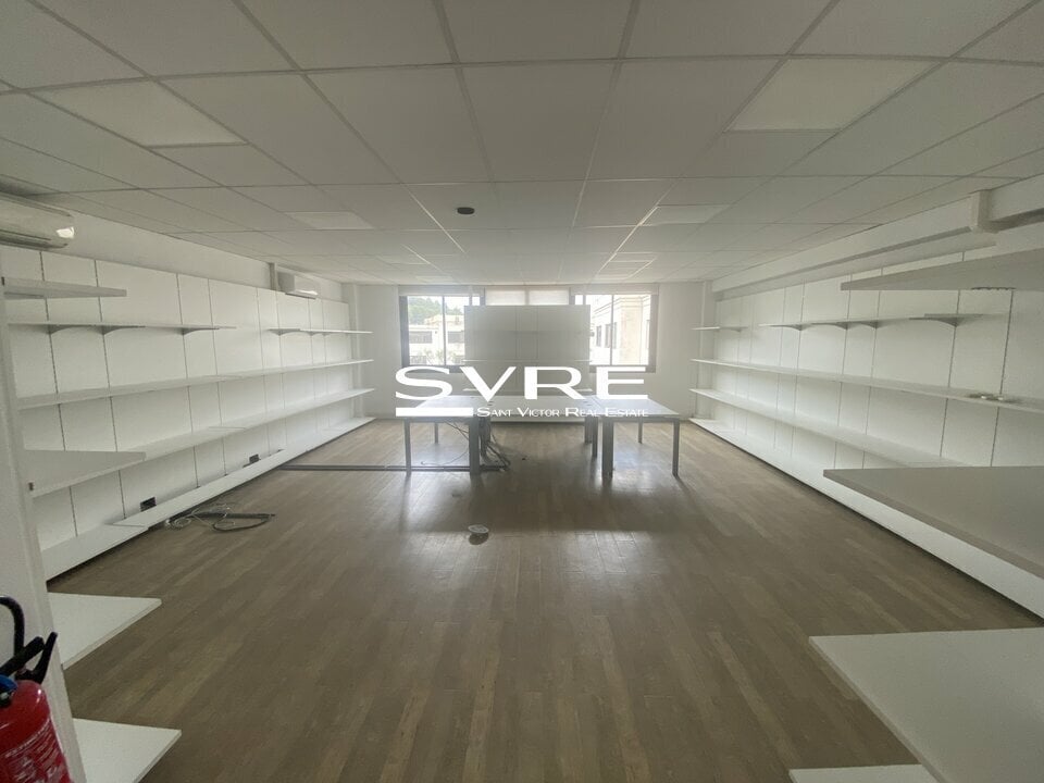 30 Avenue Du Château De Jouques, Gémenos to rent Interior Photo- Image 1 of 14