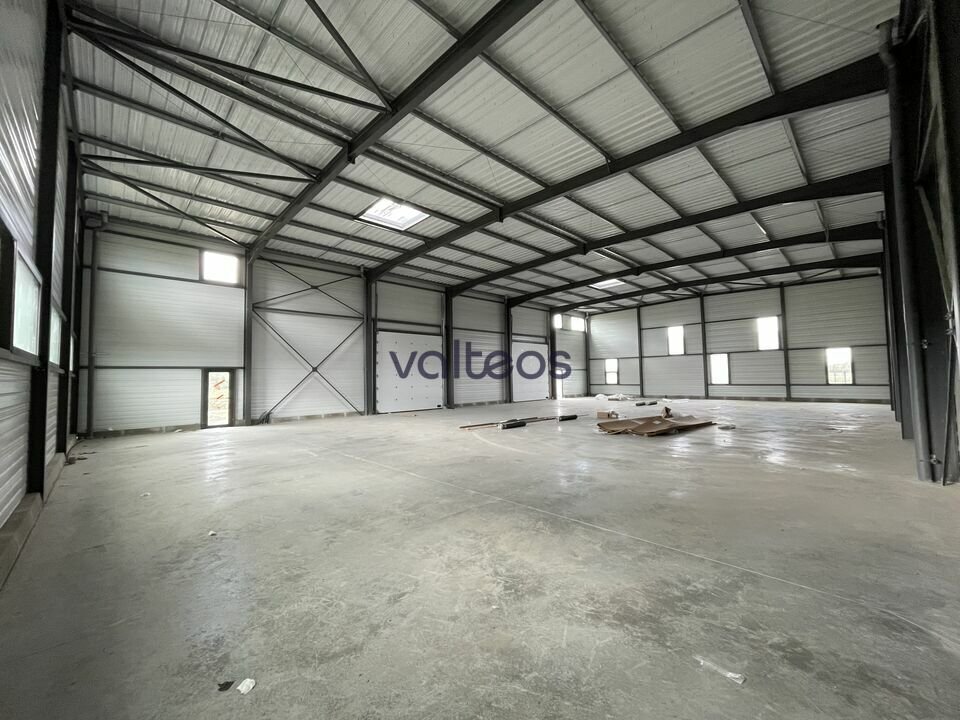 Light Industrial in Seysses to rent Building Photo- Image 1 of 4