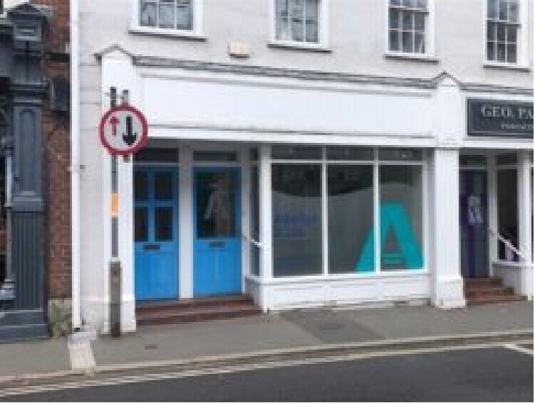 19 High St, Manningtree for sale Primary Photo- Image 1 of 1