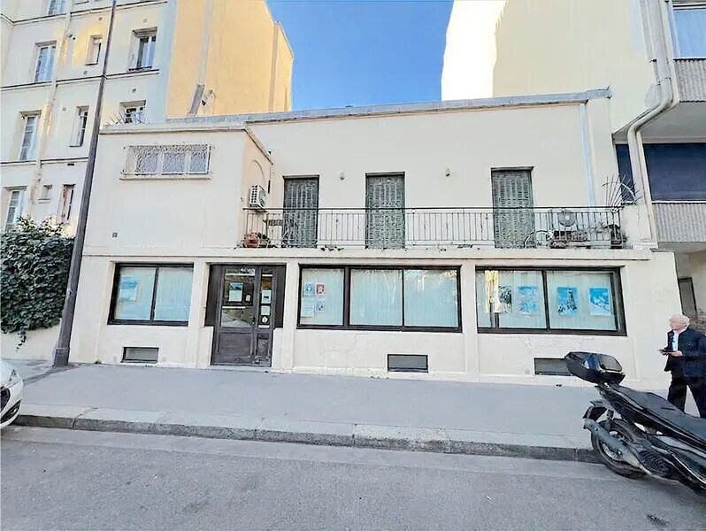 Office in Paris for sale Building Photo- Image 1 of 17