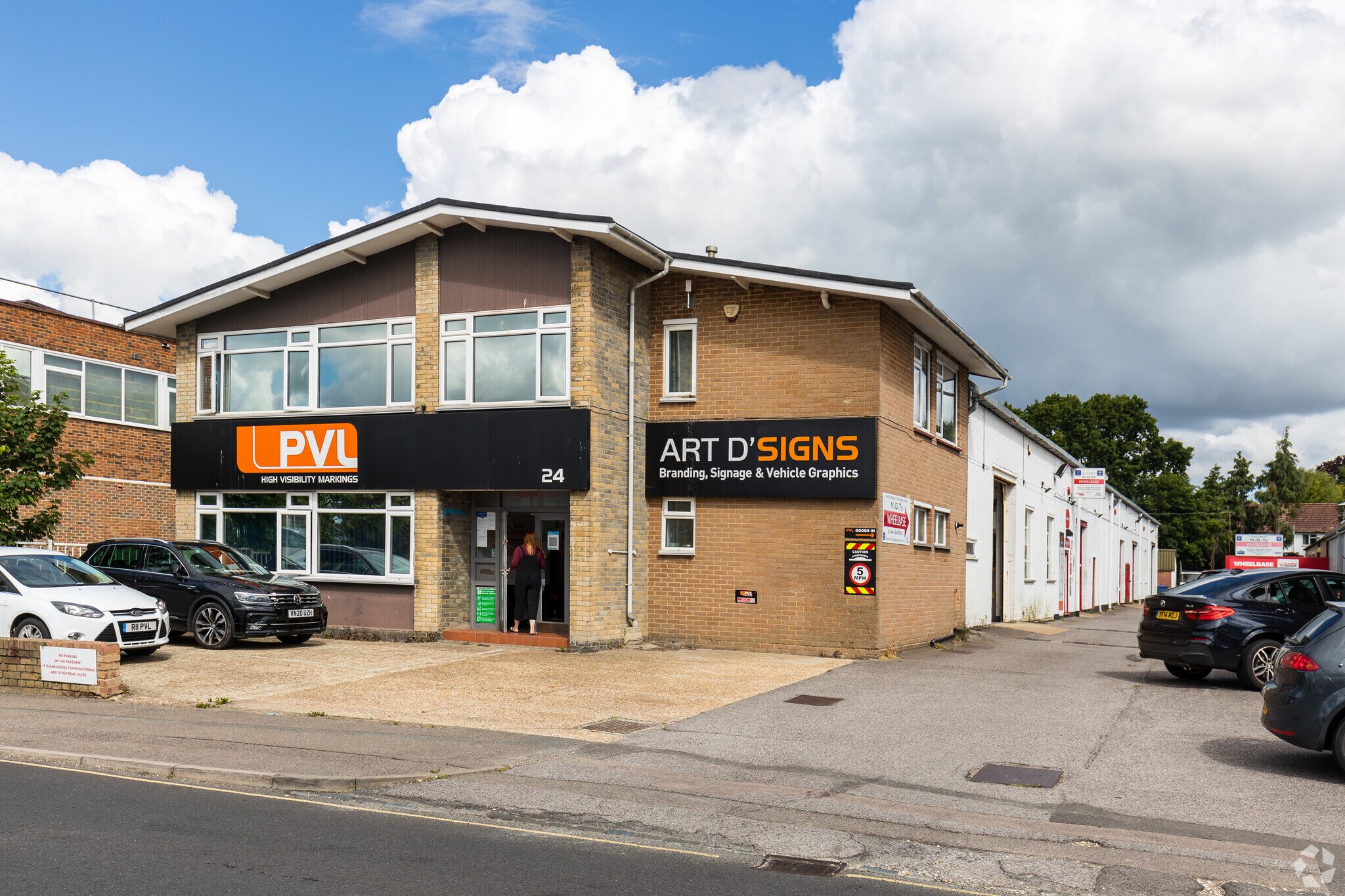 24 Victoria Way, Burgess Hill for sale Primary Photo- Image 1 of 1