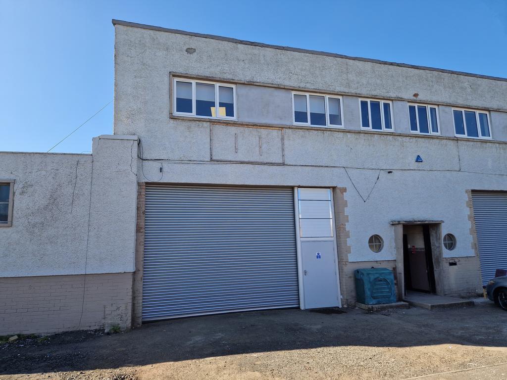 1-3 Burnbank Rd, Falkirk to rent Building Photo- Image 1 of 3