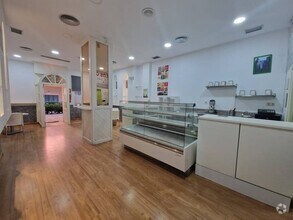 Retail in Tres Cantos, Madrid to rent Interior Photo- Image 2 of 6