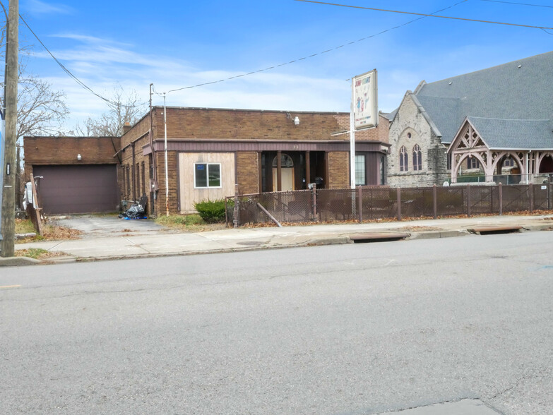 833 Wick Ave, Youngstown, OH for sale - Building Photo - Image 1 of 1