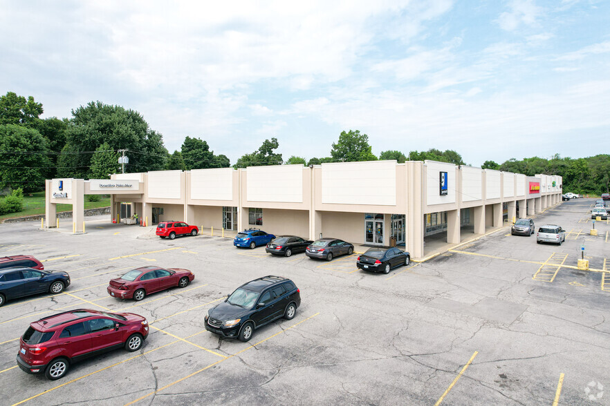 5615 Outer Loop, Louisville, KY for rent - Building Photo - Image 1 of 36