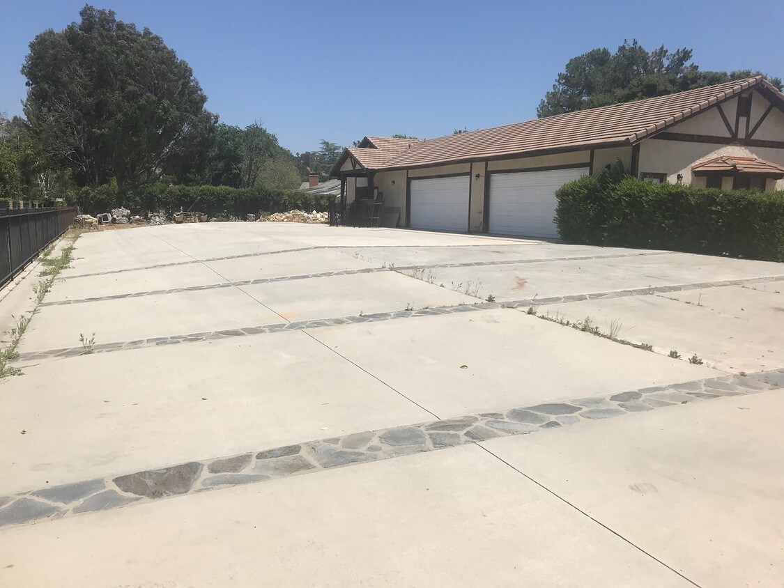 21925 Placeritos Blvd, Santa Clarita, CA for sale Primary Photo- Image 1 of 1