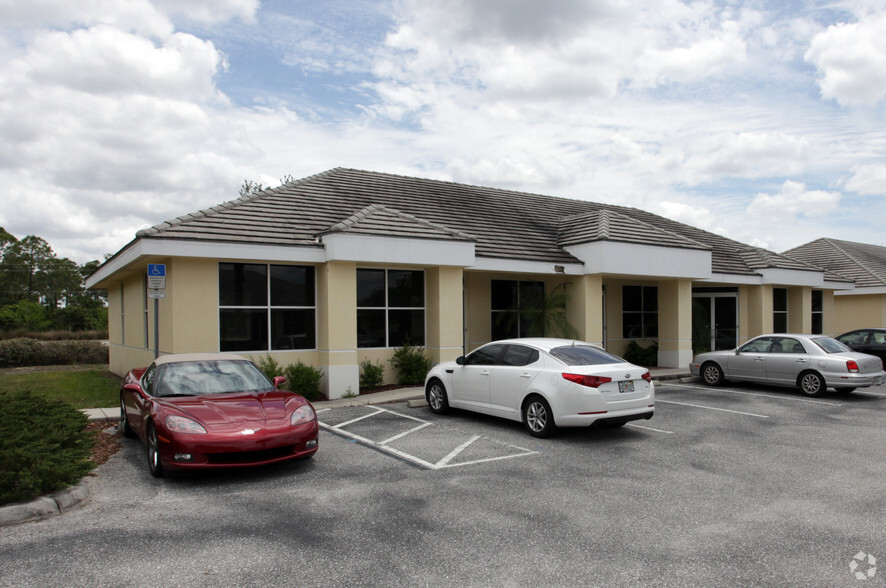 2573 N Toledo Blade Blvd, North Port, FL for sale - Primary Photo - Image 1 of 1