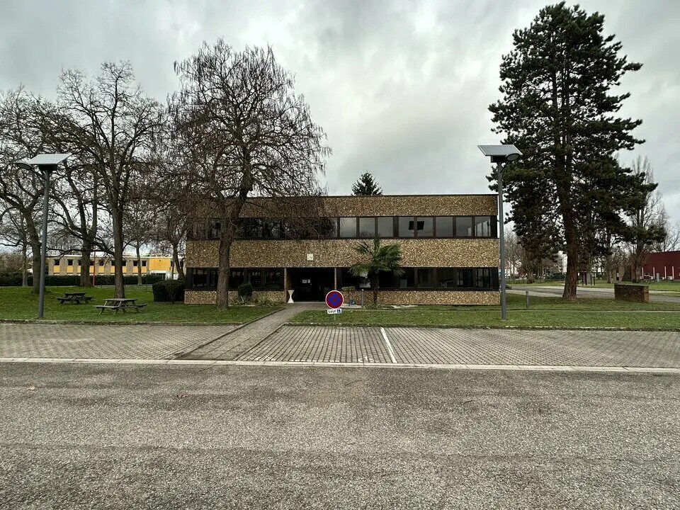 Office in Lingolsheim to rent Building Photo- Image 1 of 8