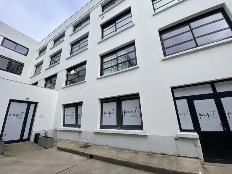 Light Industrial in Ivry-sur-Seine to rent - Building Photo - Image 3 of 19