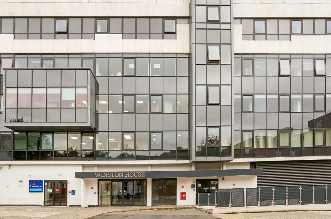 2 Dollis Park, London for sale Building Photo- Image 1 of 1