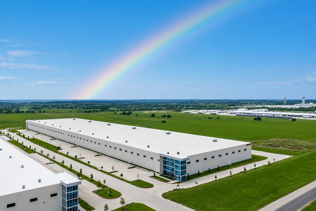 More details for 6100 N Stemmons Fwy, Sanger, TX - Industrial to Rent