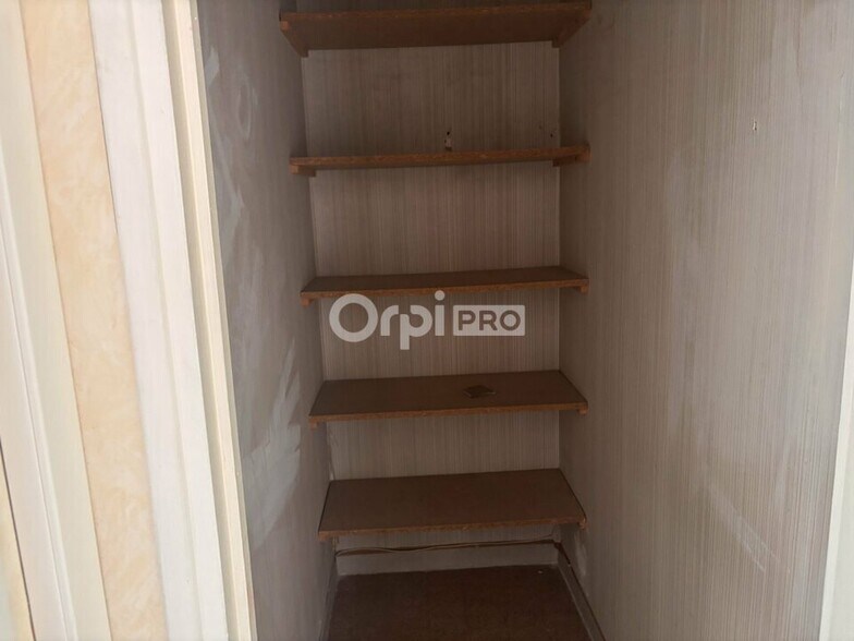 Office in Avignon for sale - Interior Photo - Image 2 of 7