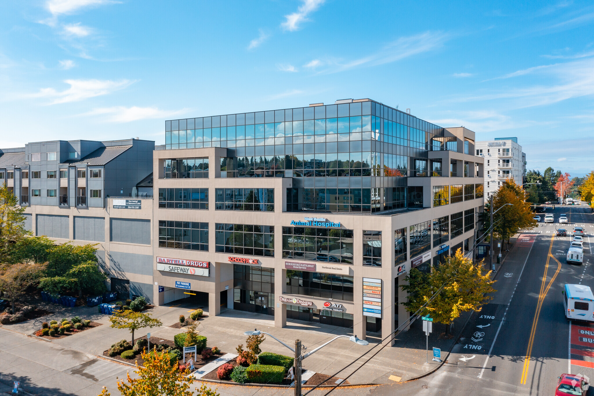 4700-4754 42nd Ave SW, Seattle, WA for rent Primary Photo- Image 1 of 12