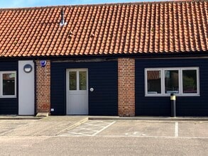 3 Church Ln, Dersingham to rent Building Photo- Image 2 of 6