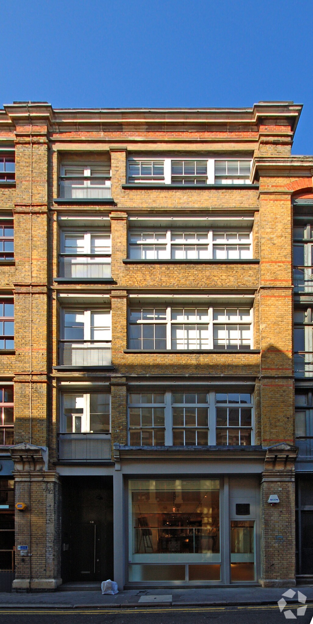 18 Charlotte Rd, London for sale Building Photo- Image 1 of 1