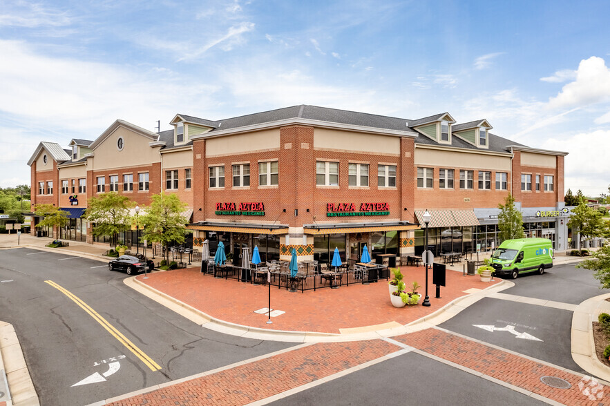 1608 Village Market Blvd SE, Leesburg, VA for rent - Primary Photo - Image 1 of 10