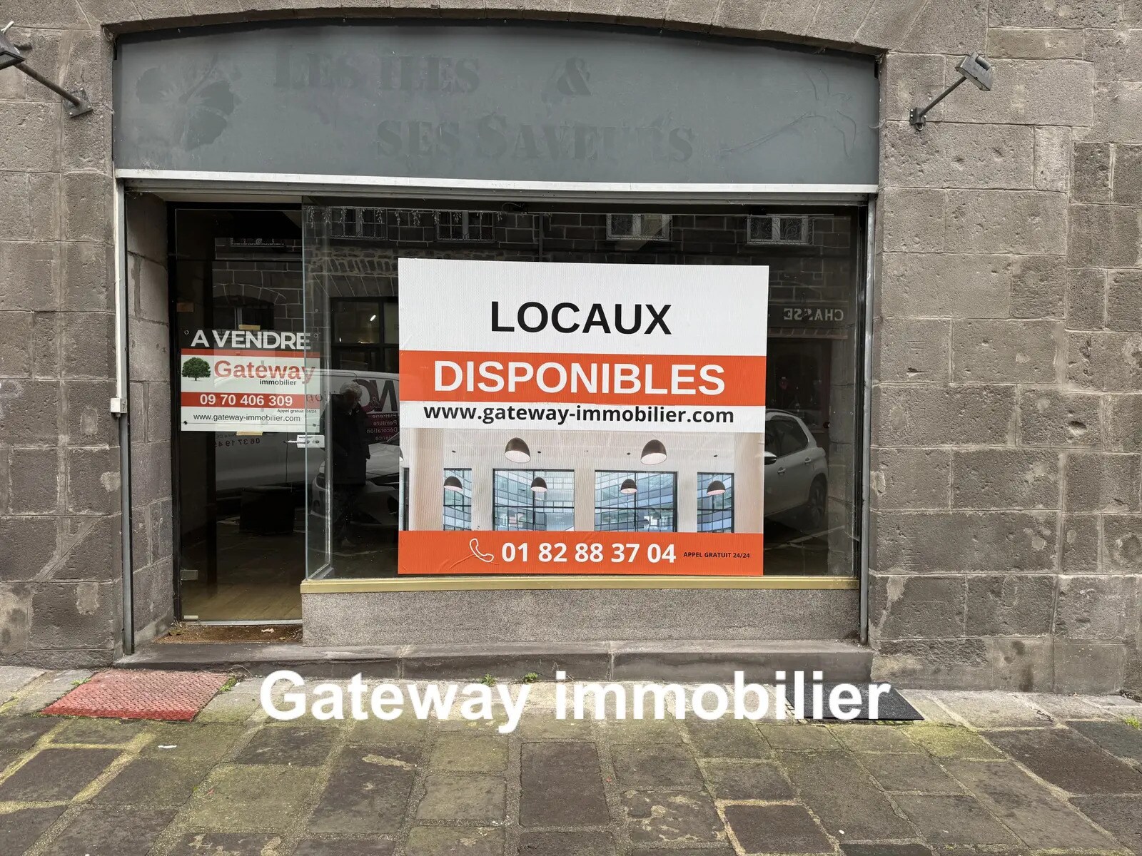 Retail in Riom for sale Building Photo- Image 1 of 11