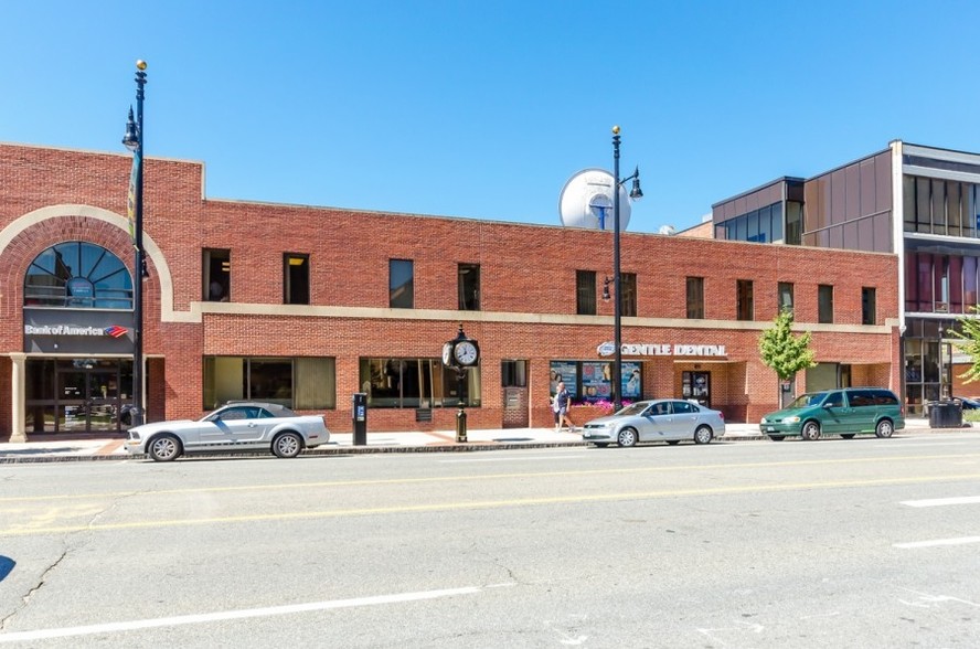 143-157 Main St, Nashua, NH for rent - Building Photo - Image 1 of 3