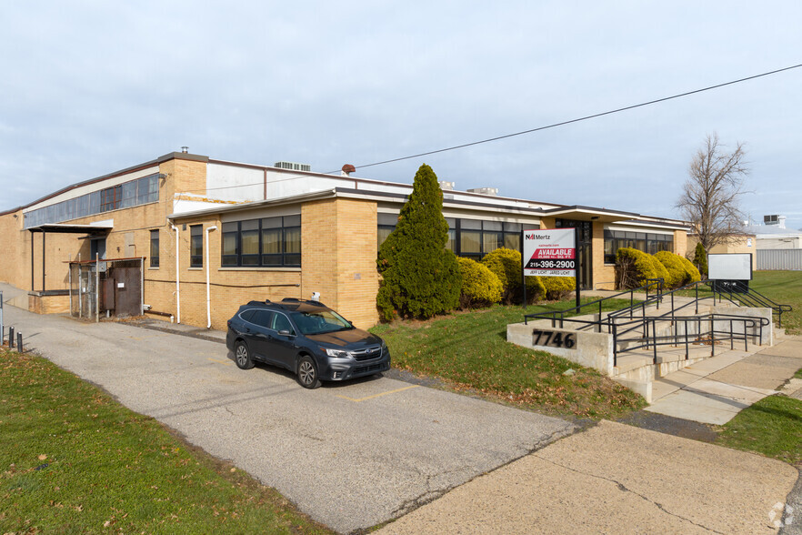 7746 Dungan Rd, Philadelphia, PA for rent - Building Photo - Image 1 of 4