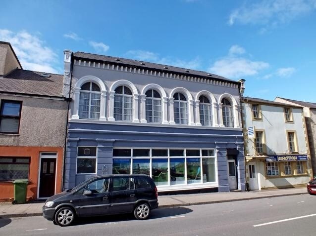 13-15 High St, Bethesda for sale Primary Photo- Image 1 of 1